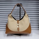 حقيبة جلد شبابية