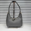 حقيبة جلد شبابية