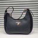 حقيبة جلد شبابية