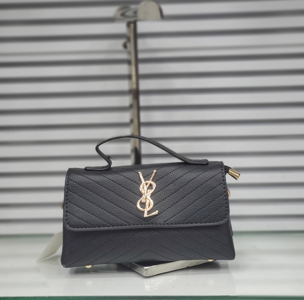 حقيبة جلد شبابية