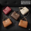 حقيبة جلد شبابية