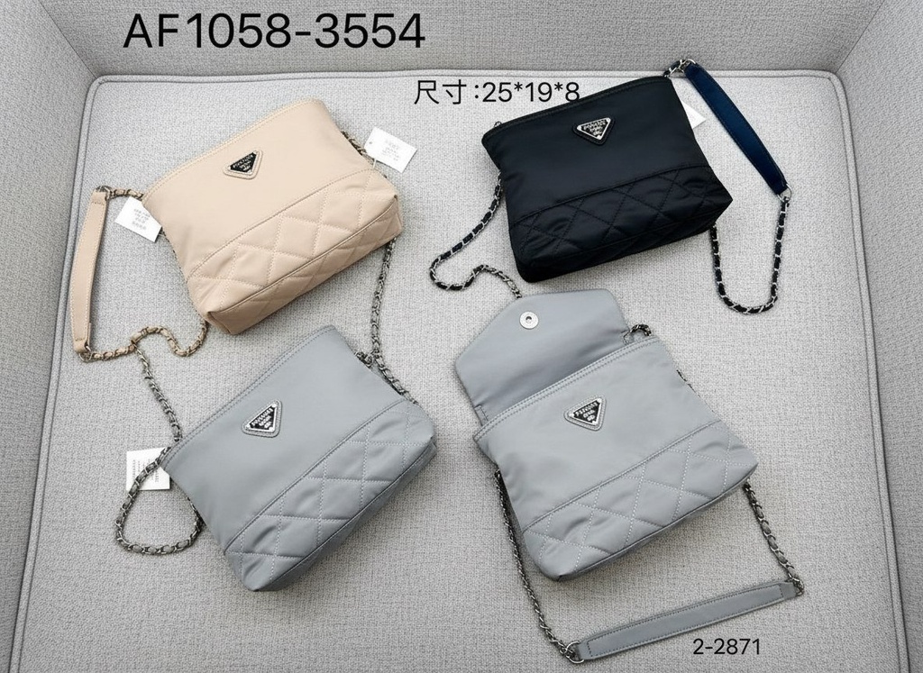 حقيبة جلد شبابية